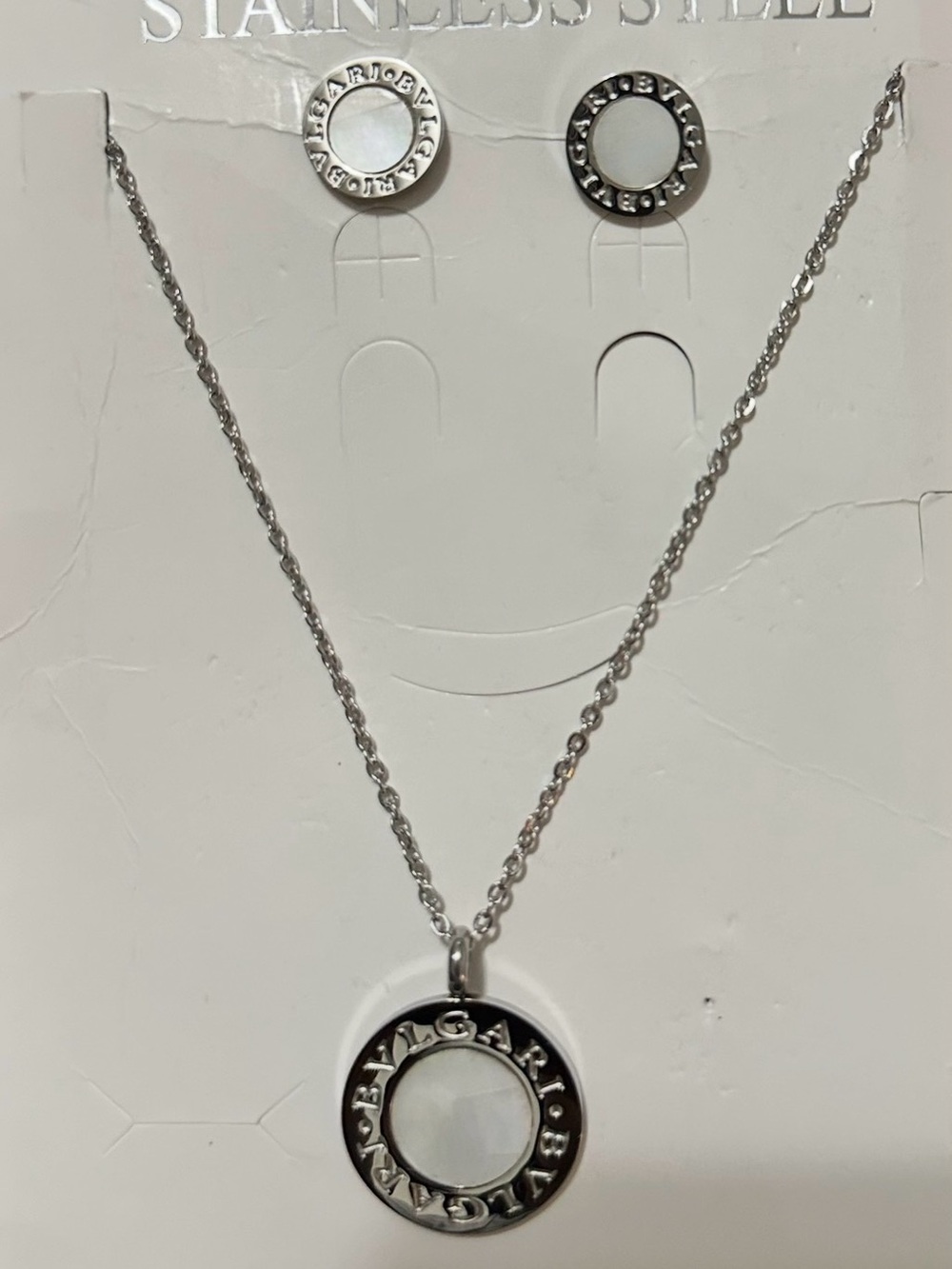 Silver Round Pendant Necklace and Stud Earrings Set - Stainless Steel